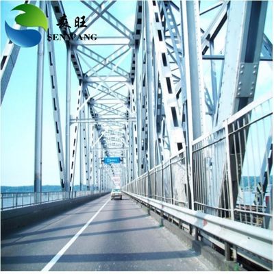 PEB স্টিল বিল্ডিং ইস্পাত কাঠামোর কর্মশালায় ঐচ্ছিক আলোর ব্যবস্থা এবং কাস্টম প্যারাপেট ওয়াল যেমন বহুমুখী জন্য অনুরোধ করা হয়েছে
