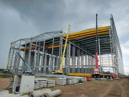 একক ইস্পাত শীট ছাদ এবং একক রঙের ইস্পাত প্লেট ওয়াল আচ্ছাদন সহ টেকসই ইস্পাত কাঠামো গুদাম গরম ডুব galvanizing