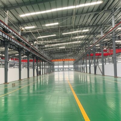 উচ্চ তীব্রতা প্রিফ্যাব স্টিল কর্মশালা ক্লাস এ অগ্নি প্রতিরোধের এবং 50 বছরেরও বেশি সেবা জীবন সঙ্গে