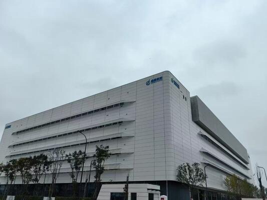 ভূমিকম্প প্রতিরোধী 7-9 গ্রেড ইস্পাত কাঠামো সলিড এইচ আকৃতির ইস্পাত মরীচি এবং অ্যালুমিনিয়াম খাদ ডাবল গ্লাস উইন্ডোজ সহ গুদাম